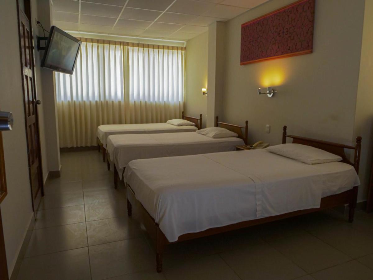 Grand Hotel Mercedes Pucallpa Extérieur photo