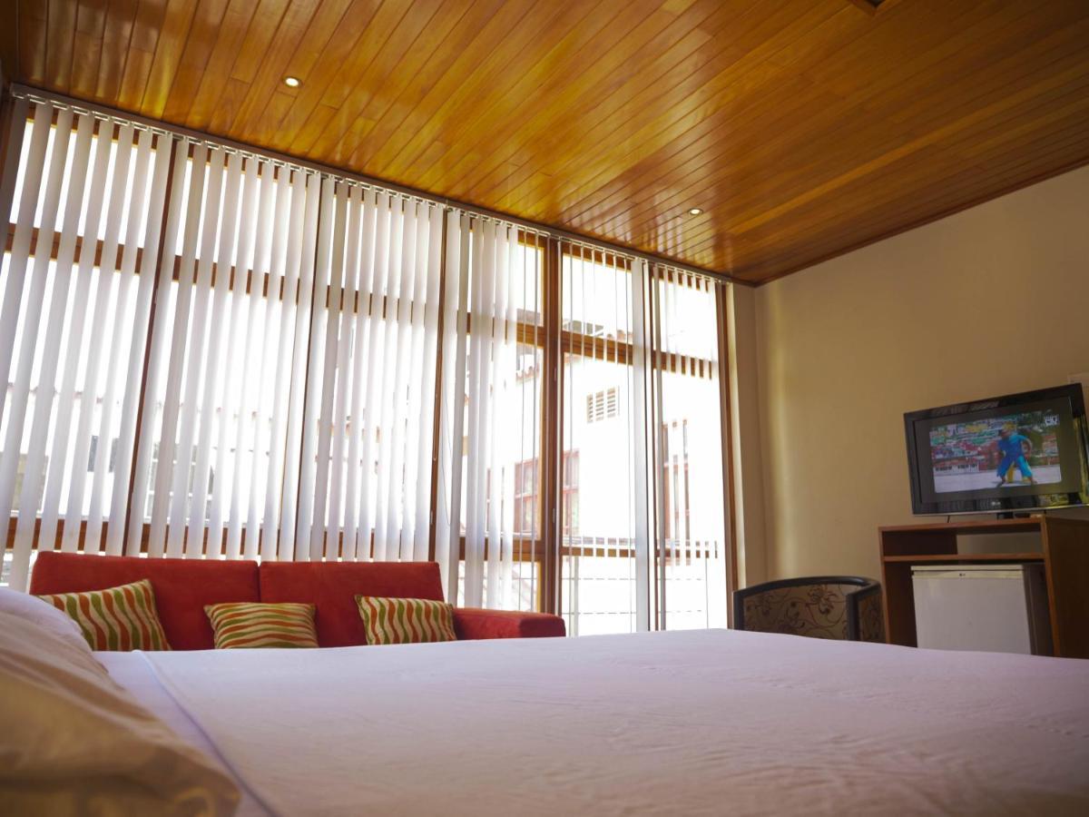 Grand Hotel Mercedes Pucallpa Extérieur photo